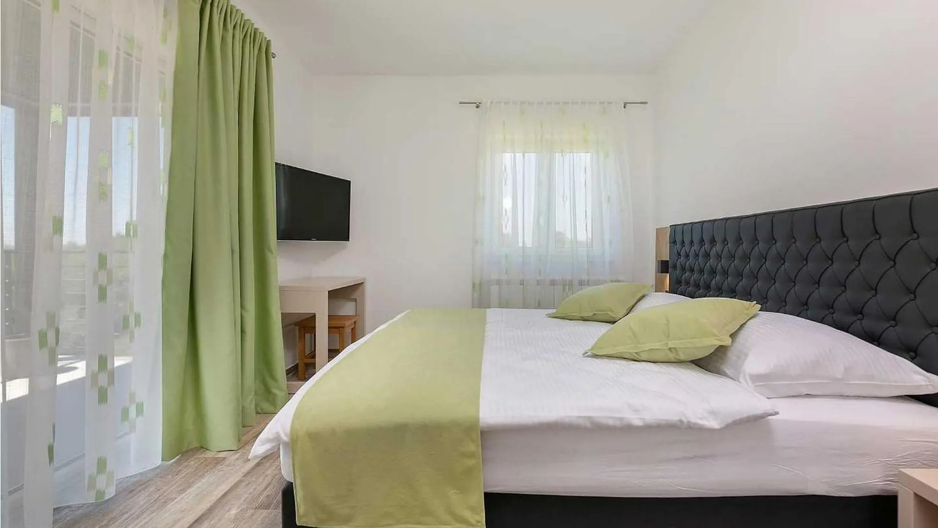 Villa Denis Cerjani Croatia