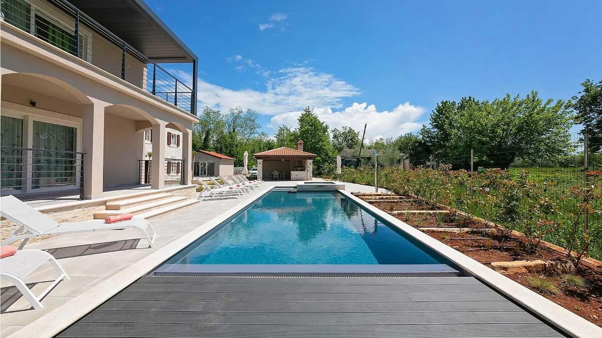 Villa Denis Cerjani Holiday home