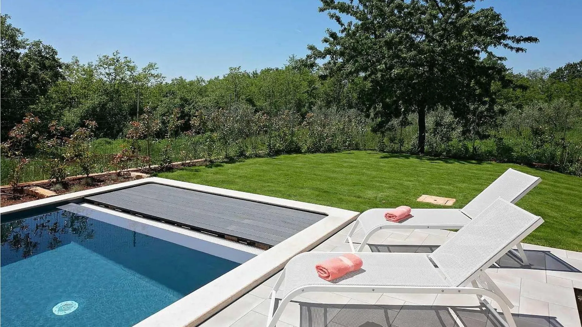 Holiday home Villa Denis Cerjani