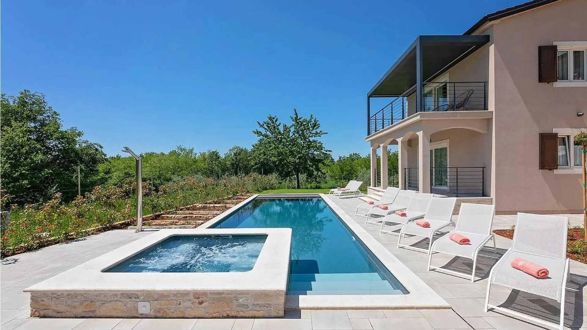 Villa Denis Cerjani Holiday home