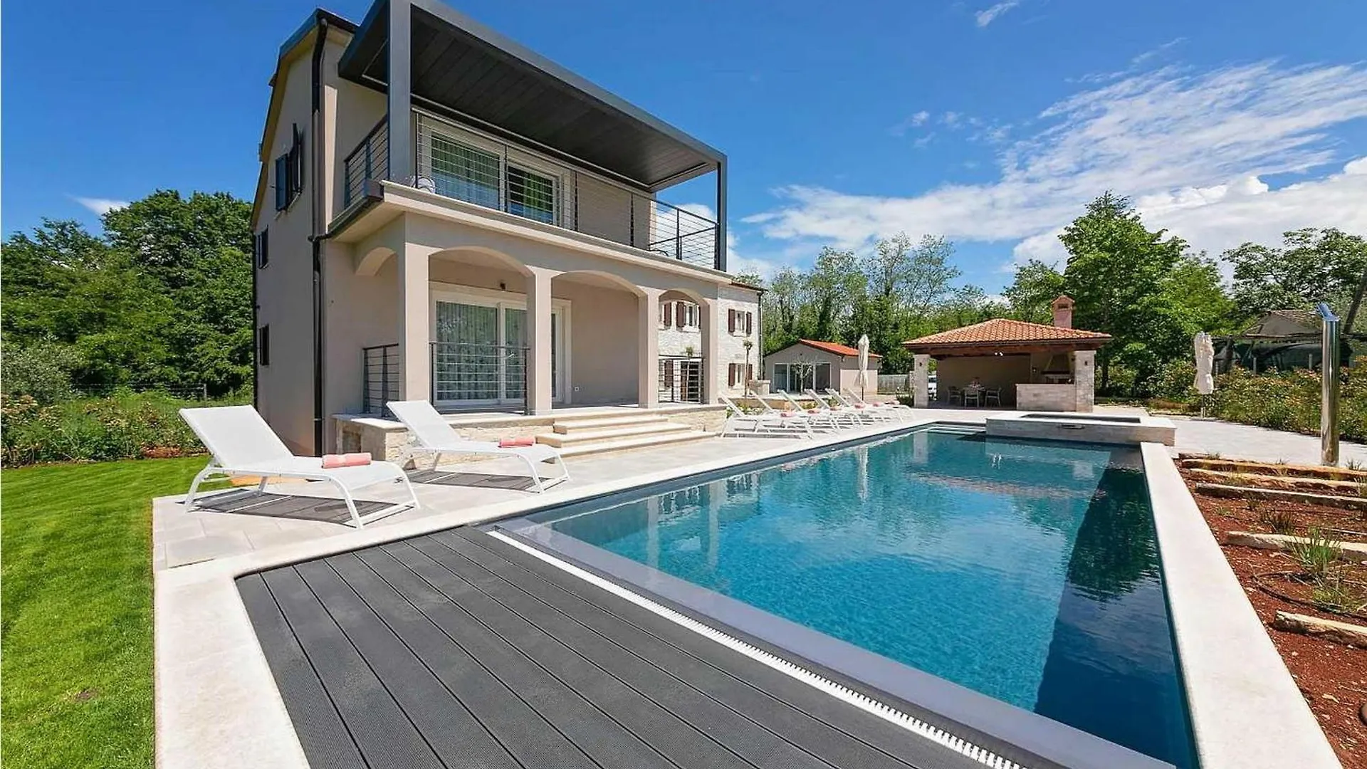 Villa Denis Cerjani Holiday home
